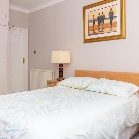 379 Dundee Apartments Экстерьер фото